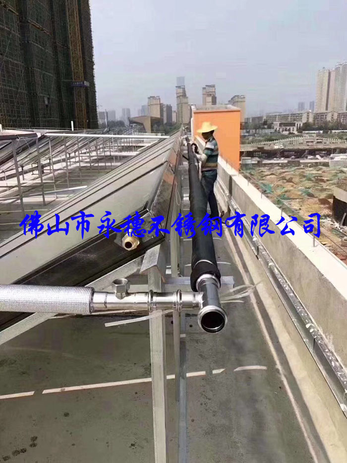 新建住宅小區自來水入戶管道使用香蕉视频入口品牌香蕉视频污污下载水管.jpg